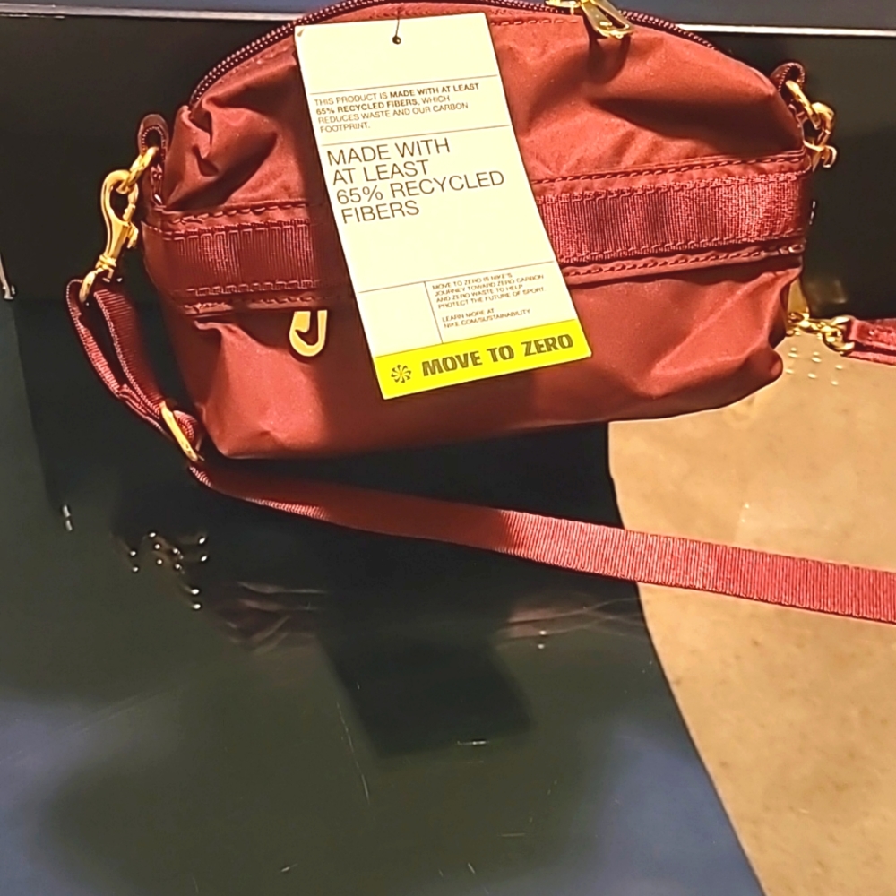 Nike cross body bag